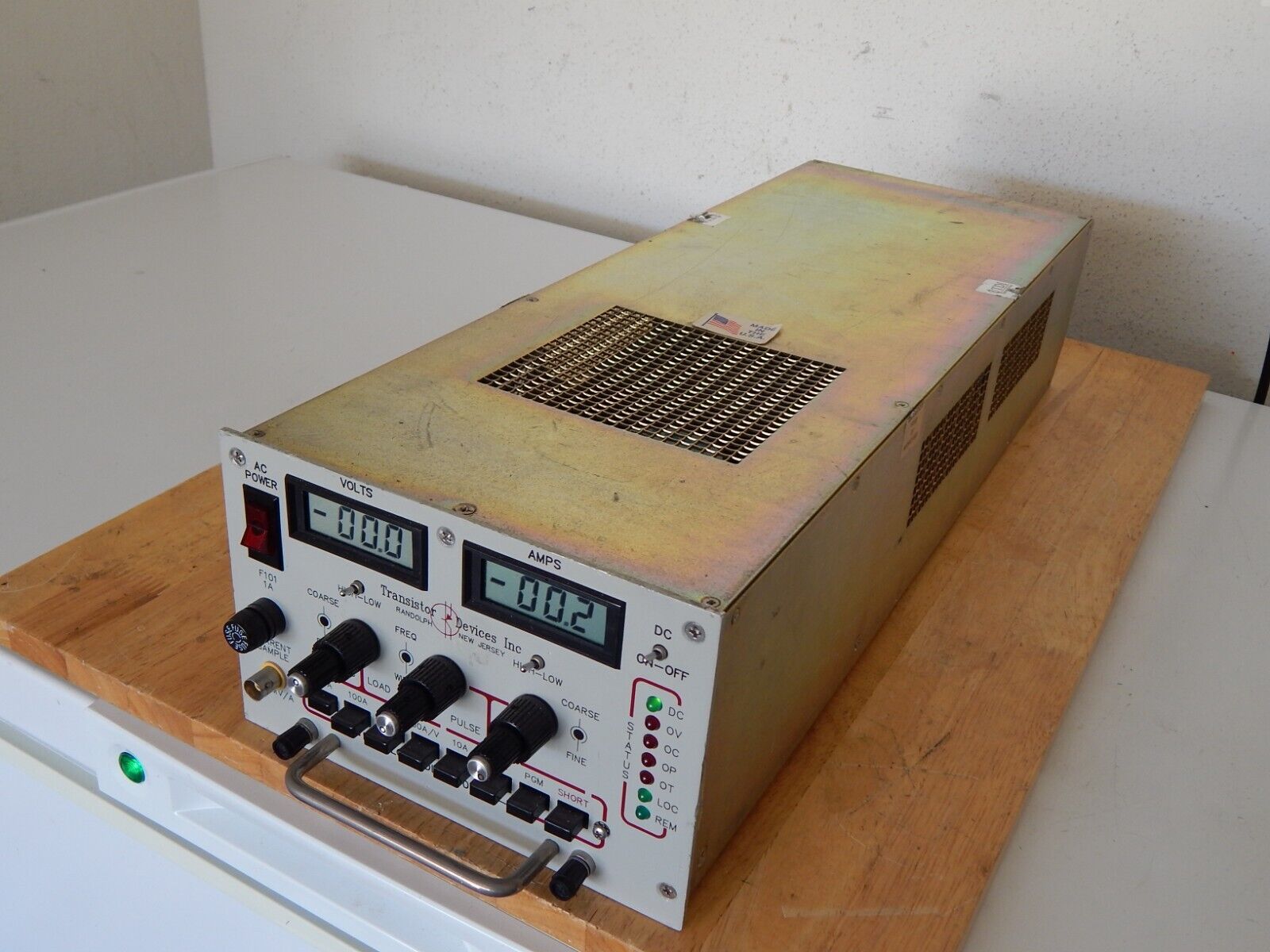Transistor Devices DLF100-100-750 Electronic Load, 100V, 100A, 750W Transistor Devices DLF100-100-750 Electronic Load, 100V, 100A, 750W